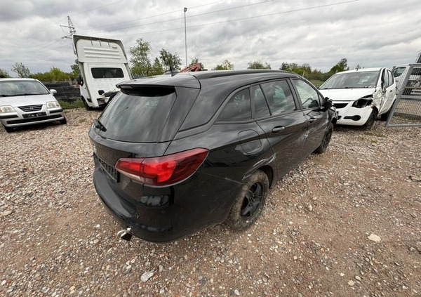 Opel Astra cena 18200 przebieg: 77800, rok produkcji 2019 z Łowicz małe 22